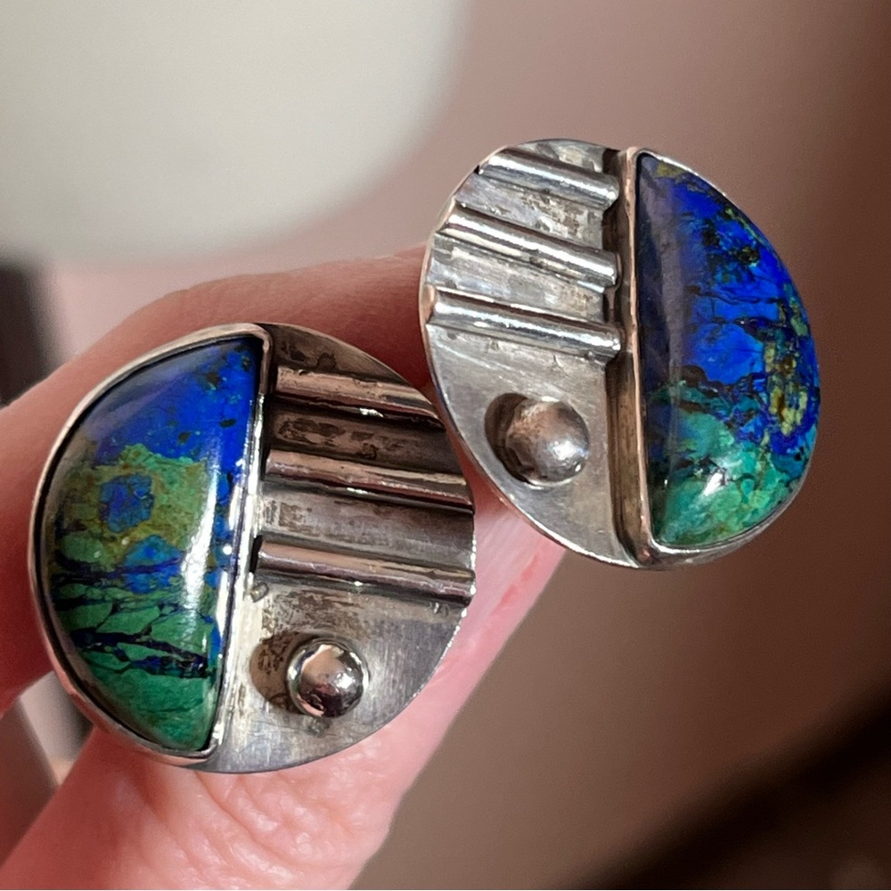 Vintage southwestern Sterling silver Turquoise modernist Screw Back earrings